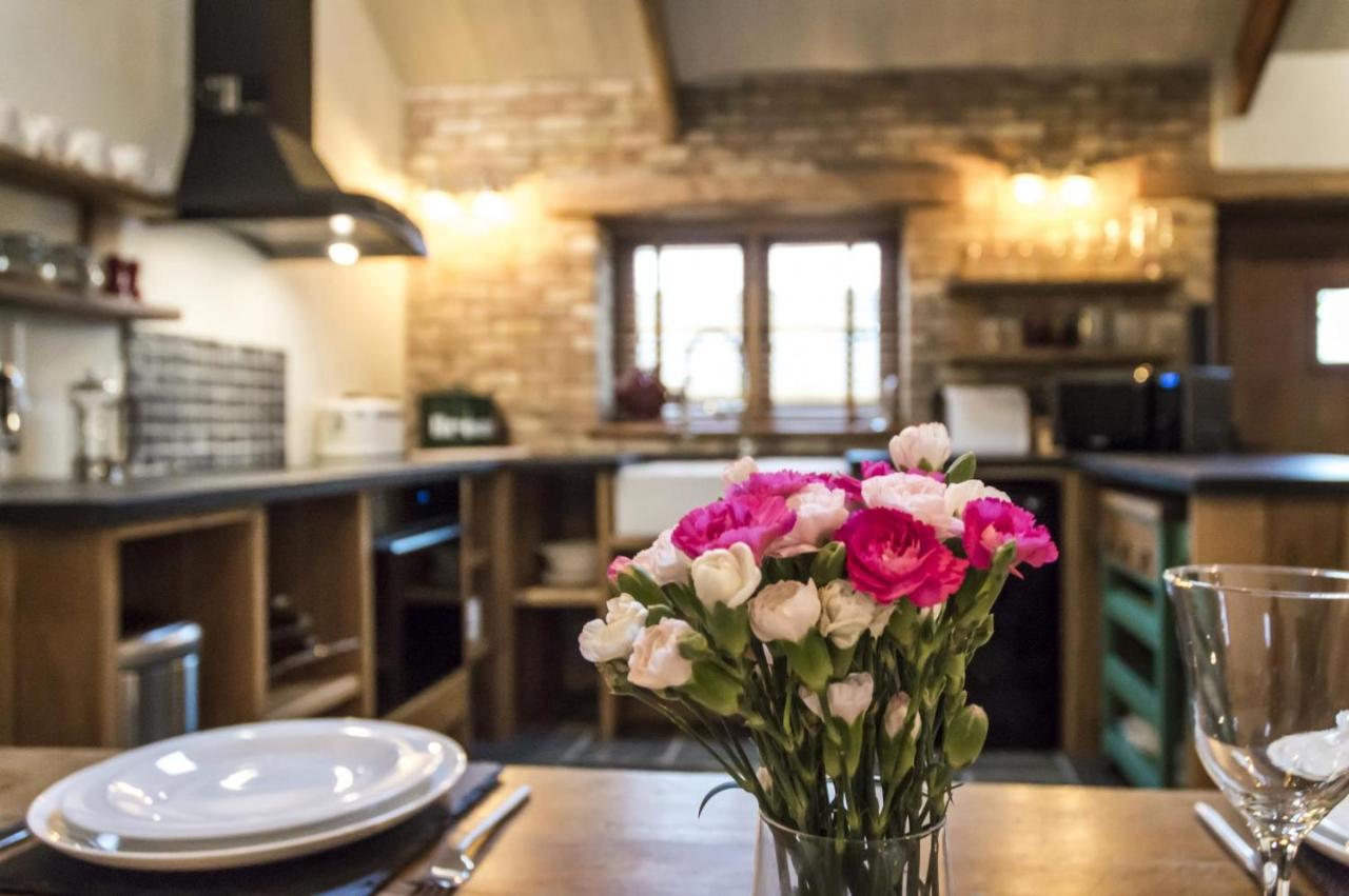Lavender - Luxurious Barn Conversion - Blossom Farm Johnston Exterior photo